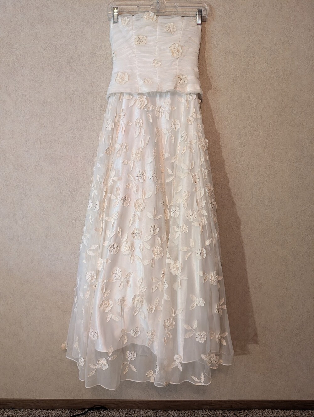 SUE WONG NOCTURNE white floral embroidered tulle maxi wedding dress sz 6